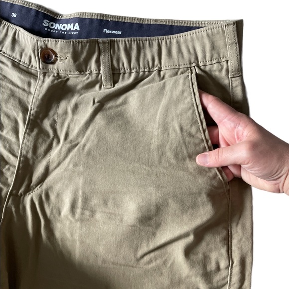 Sonoma Men’s Shorts - Picture 3 of 5